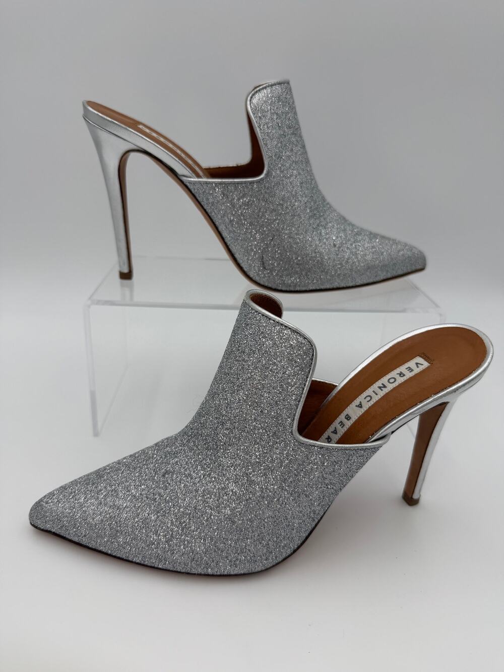 Veronica Beard Heeled Mules Silver Glitter Size 38.5 / 8 Stiletto Point Toe